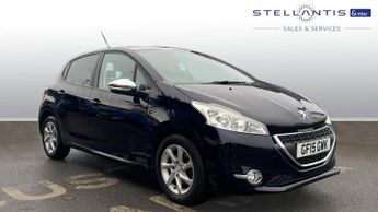 Peugeot 208 1.2 VTi PureTech Style Hatchback 5dr Petrol Manual Euro 6 (82 ps