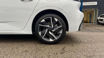 Peugeot 308 1.6 12.4kWh Allure Hatchback 5dr Petrol Plug-in Hybrid e-EAT Eur