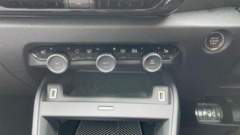 Citroen C4 50kWh e-series Hatchback 5dr Electric Auto (7.4kW Charger) (136 