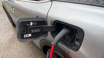 Citroen C4 50kWh e-series Hatchback 5dr Electric Auto (7.4kW Charger) (136 