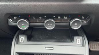 Citroen C4 50kWh e-series Hatchback 5dr Electric Auto (7.4kW Charger) (136 