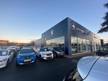 Peugeot Expert e 1000 75kWh Professional Premium + Standard Panel Van Auto MWB 