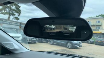 Peugeot 208 50kWh E-Style Auto 5dr (7.4kW Charger)