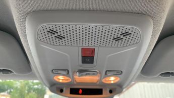 Peugeot 208 50kWh E-Style Auto 5dr (7.4kW Charger)