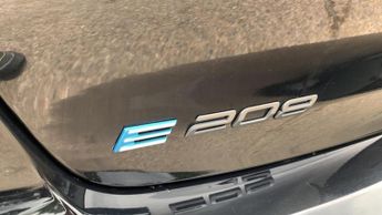 Peugeot 208 50kWh E-Style Auto 5dr (7.4kW Charger)