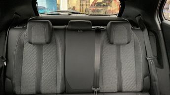 Peugeot 2008 50kWh Allure Auto 5dr (7kW Charger)