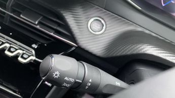 Peugeot 2008 50kWh Allure Auto 5dr (7kW Charger)