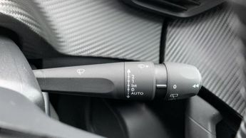 Peugeot 2008 50kWh Allure Auto 5dr (7kW Charger)