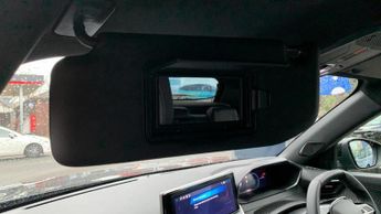 Peugeot 2008 50kWh Allure Auto 5dr (7kW Charger)