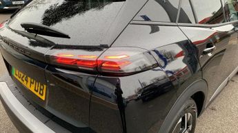 Peugeot 2008 50kWh Allure Auto 5dr (7kW Charger)