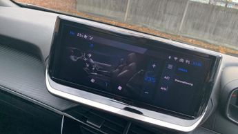 Peugeot 2008 50kWh Allure Auto 5dr (7kW Charger)