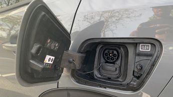 Peugeot 2008 50kWh Allure Auto 5dr (7kW Charger)