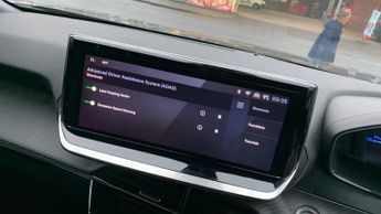 Peugeot 2008 50kWh Allure Auto 5dr (7kW Charger)