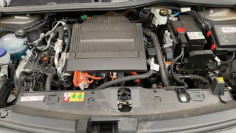 Peugeot 2008 50kWh Allure Auto 5dr (7kW Charger)