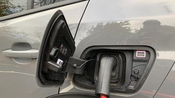 Peugeot 2008 50kWh Allure Auto 5dr (7kW Charger)