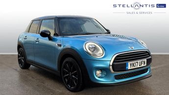 MINI Hatch 1.5 Cooper Hatchback 5dr Petrol Auto Euro 6 (s/s) (136 ps)