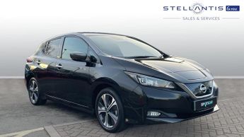 Nissan Leaf 40kWh Tekna Hatchback 5dr Electric Auto (150 ps)