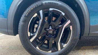 Peugeot 3008 73kWh Allure SUV 5dr Electric Auto (210 ps)