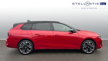 Vauxhall Astra Electric 54kWh Ultimate Sports Tourer Auto 5dr