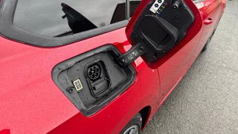 Vauxhall Astra Electric 54kWh Ultimate Sports Tourer Auto 5dr
