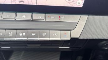 Vauxhall Astra Electric 54kWh Ultimate Sports Tourer Auto 5dr