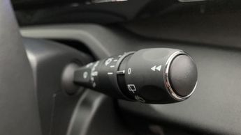 Peugeot 308 54kWh First Edition Auto 5dr