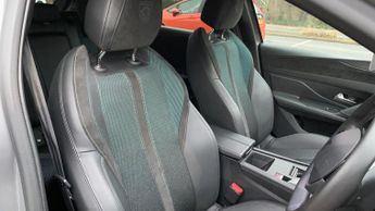 Peugeot 308 54kWh First Edition Auto 5dr