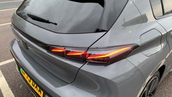 Peugeot 308 54kWh First Edition Auto 5dr