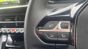Peugeot 208 50kWh E-Style Auto 5dr (7.4kW Charger)
