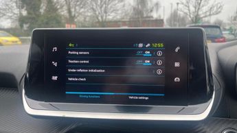 Peugeot 208 50kWh E-Style Auto 5dr (7.4kW Charger)