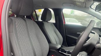 Peugeot 208 50kWh E-Style Auto 5dr (7.4kW Charger)