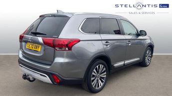 Mitsubishi Outlander 2.0 MIVEC Exceed SUV 5dr Petrol CVT 4WD Euro 6 (s/s) (150 ps)