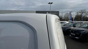 Citroen Berlingo 52kWh Enterprise M 5dr Electric Auto SWB (7.4kW Charger) (136 ps