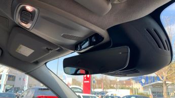 Volvo XC40 2.0 T4 Inscription Pro SUV 5dr Petrol Auto Euro 6 (s/s) (190 ps)