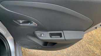 Vauxhall corsa-e 50kWh Ultimate Hatchback 5dr Electric Auto (136 ps)