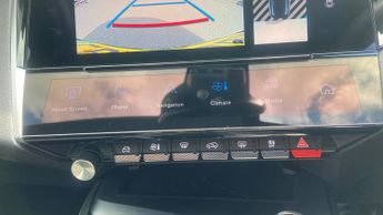 Peugeot 308 54kWh GT Hatchback 5dr Electric Auto (156 ps)