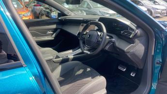 Peugeot 308 54kWh GT Hatchback 5dr Electric Auto (156 ps)