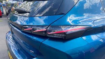 Peugeot 308 54kWh GT Hatchback 5dr Electric Auto (156 ps)
