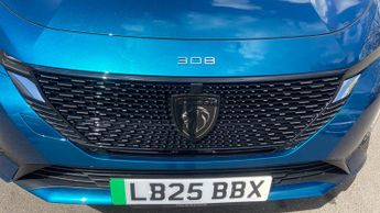 Peugeot 308 54kWh GT Hatchback 5dr Electric Auto (156 ps)
