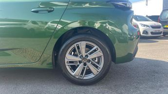 Peugeot 308 1.2 PureTech MHEV Active Hatchback 5dr Petrol Hybrid e-DSC Euro 