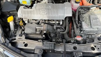 Toyota Yaris 1.5 VVT-h Sport Hatchback 5dr Petrol Hybrid E-CVT Euro 6 (101 ps