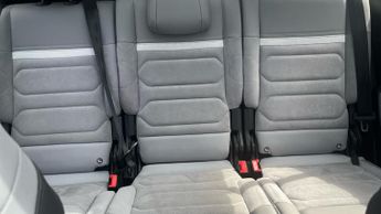 Citroen C5 Aircross 1.2 PureTech MHEV e-series SUV 5dr Petrol Hybrid e-DSC Euro 6 (s