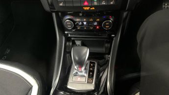 Infiniti Q30 2.0T Sport Hatchback 5dr Petrol DCT AWD Euro 6 (s/s) (211 ps)