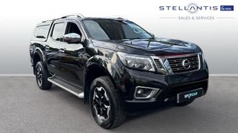 Nissan Navara 2.3 dCi Tekna Pickup Double Cab 4dr Diesel Manual 4WD Euro 6 (s/