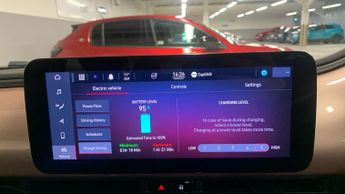 Fiat 500e 42kWh Hatchback 3dr Electric Auto (118 ps)