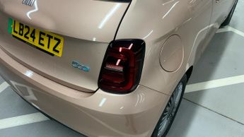 Fiat 500E 42kWh Hatchback 3dr Electric Auto (118 ps)