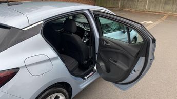 Vauxhall Astra 1.4i Turbo SRi Hatchback 5dr Petrol Auto Euro 6 (s/s) (150 ps)
