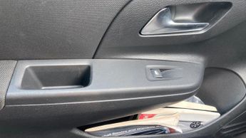 Vauxhall Corsa 1.2 SE Hatchback 5dr Petrol Manual Euro 6 (75 ps)