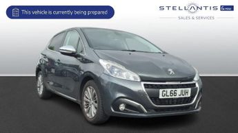 Peugeot 208 1.2 PureTech Allure Hatchback 5dr Petrol Manual Euro 6 (82 ps)