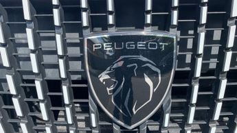 Peugeot 2008 1.2 PureTech Allure SUV 5dr Petrol EAT Euro 6 (s/s) (130 ps)